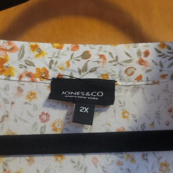 Jones New York Blouse - Picture 2 of 4